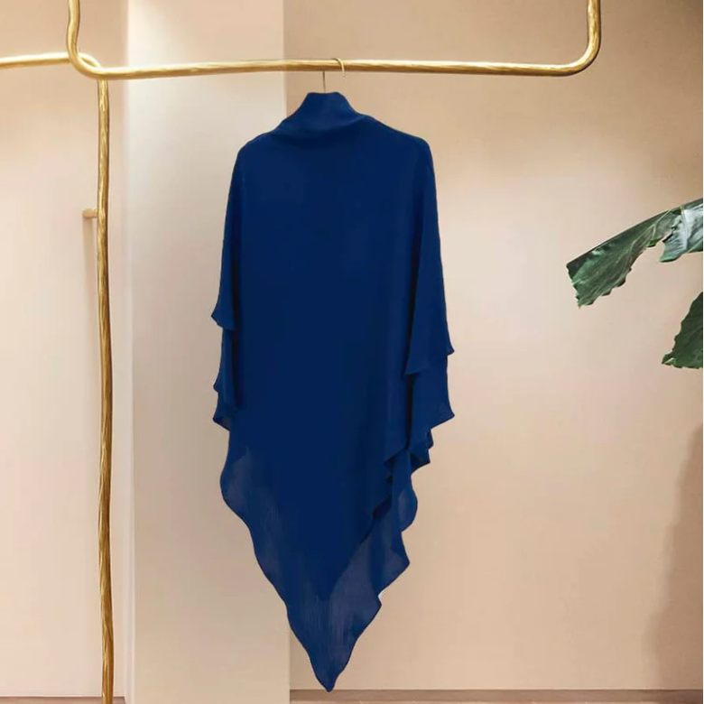 Polyester Maxi Dress: Style and Comfort in One