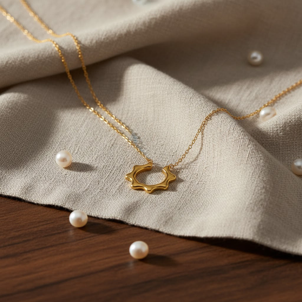 Sabr Radiant Circle Necklace