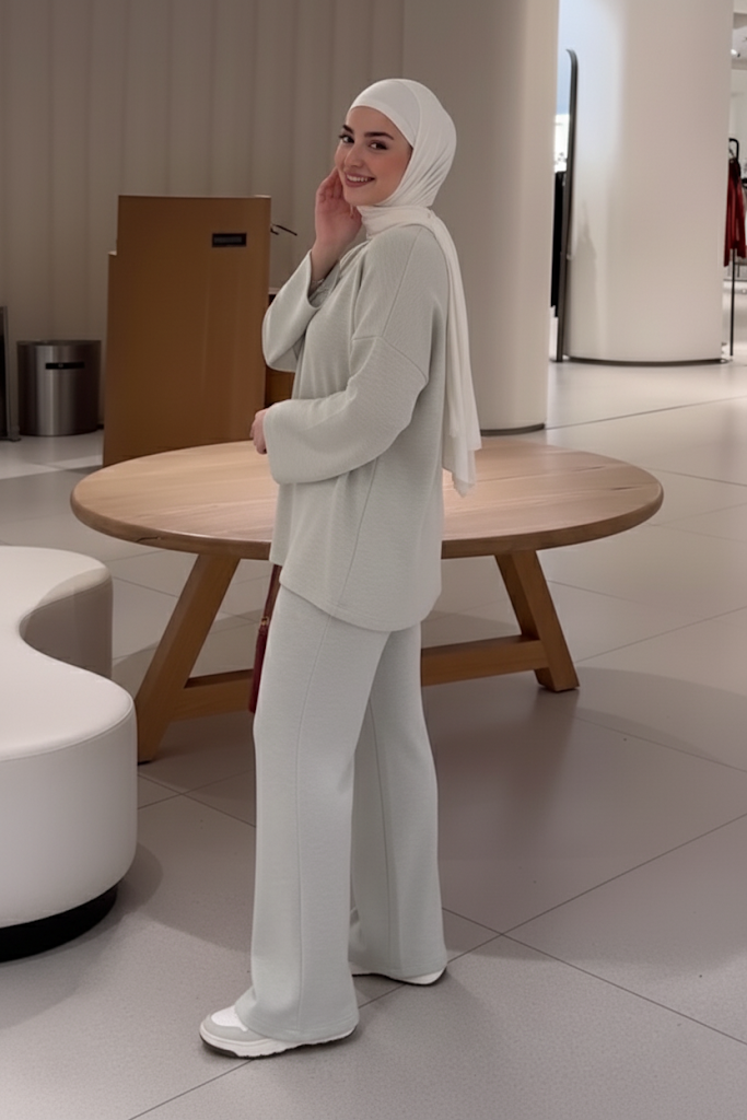 Soft Jersey Lounge Top & Pants Set – Light Grey