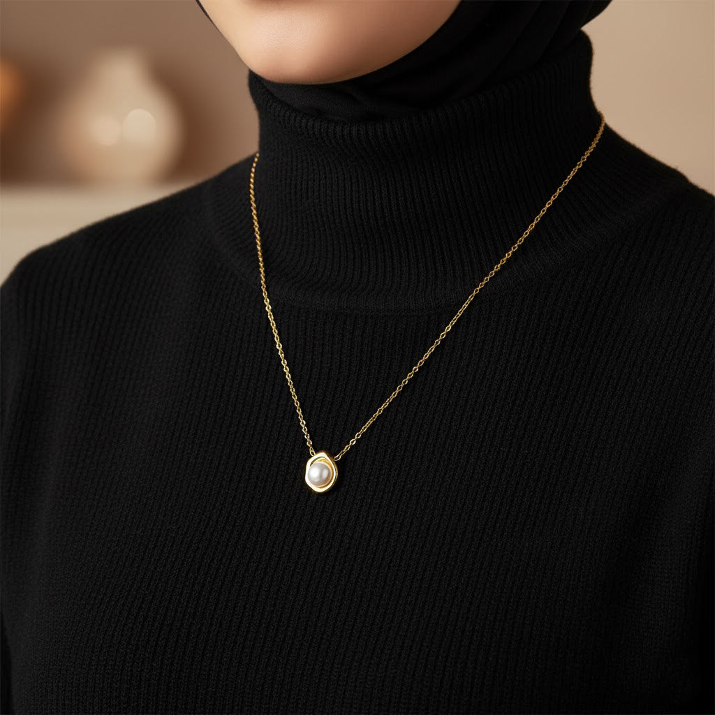 Amana Pearl Grace Necklace