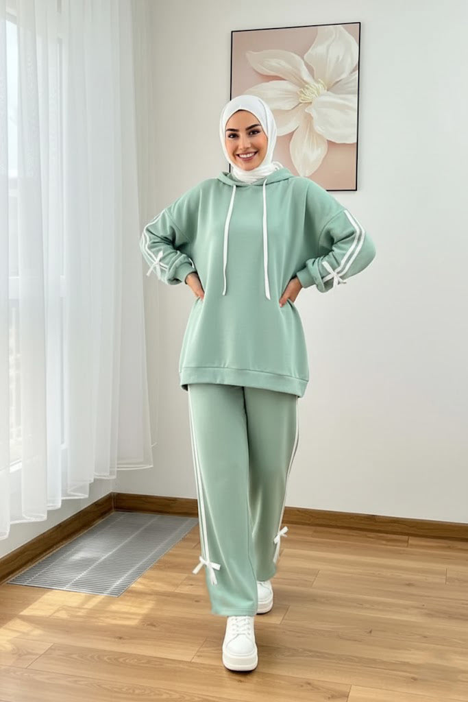 Breathable Stretch Hoodie & Pants Set – Sage Green