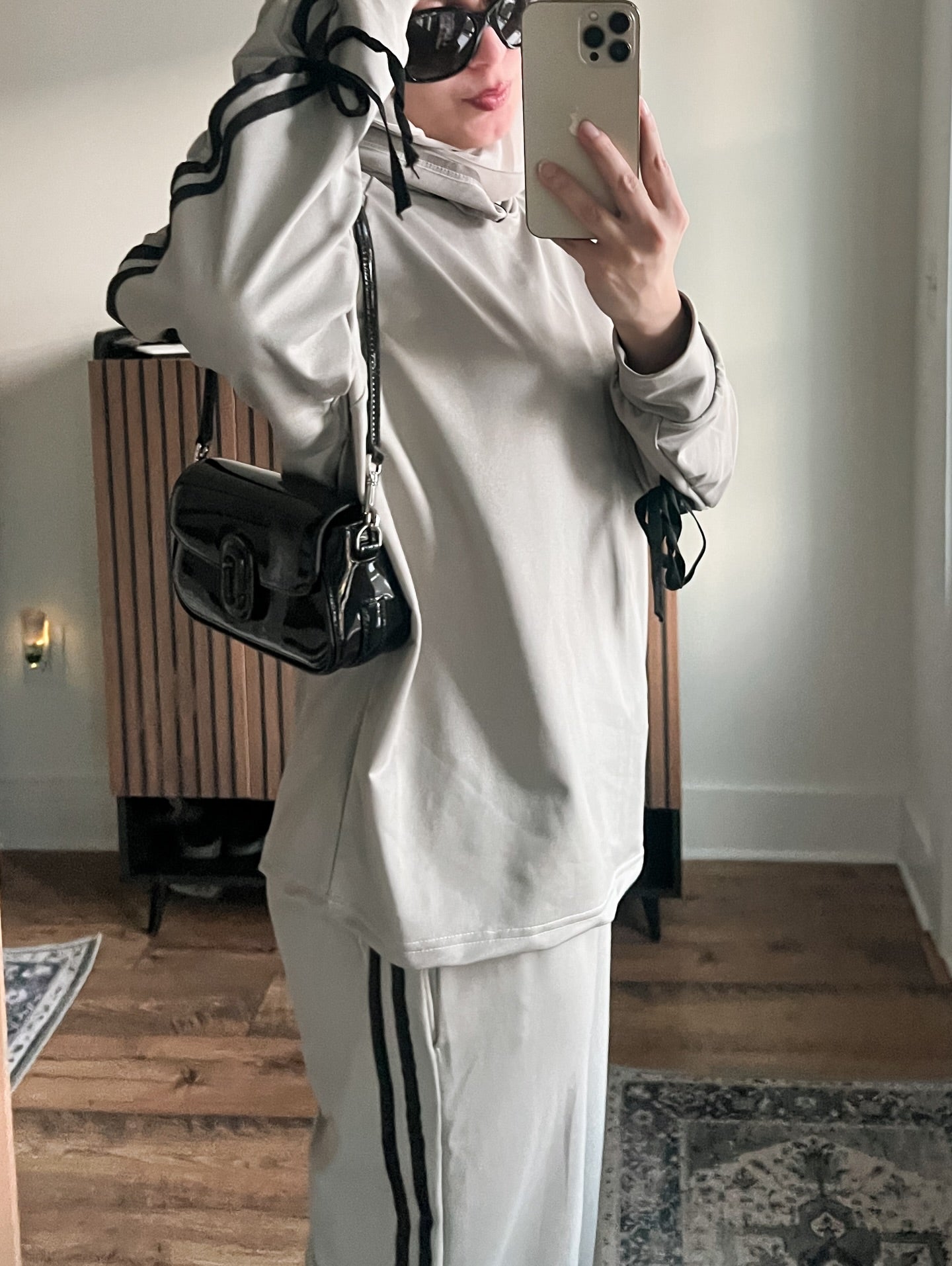 Breathable Stretch Hoodie & Pants Set – Grey