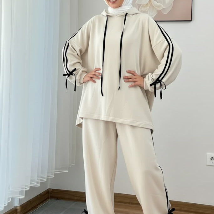 Breathable Stretch Hoodie & Pants Set – Cream