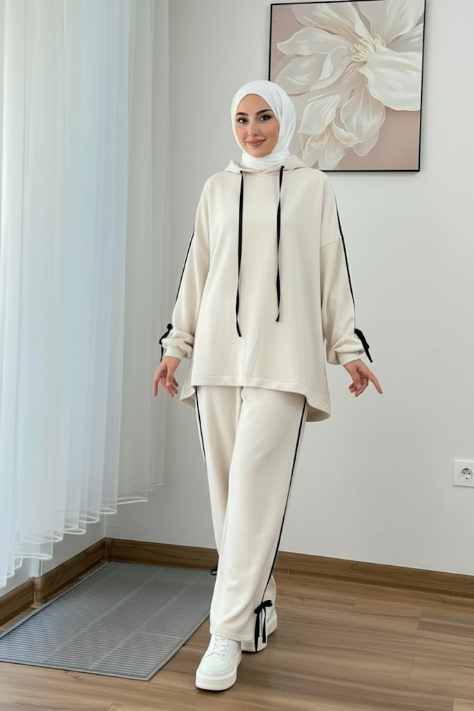 Breathable Stretch Hoodie & Pants Set – Cream